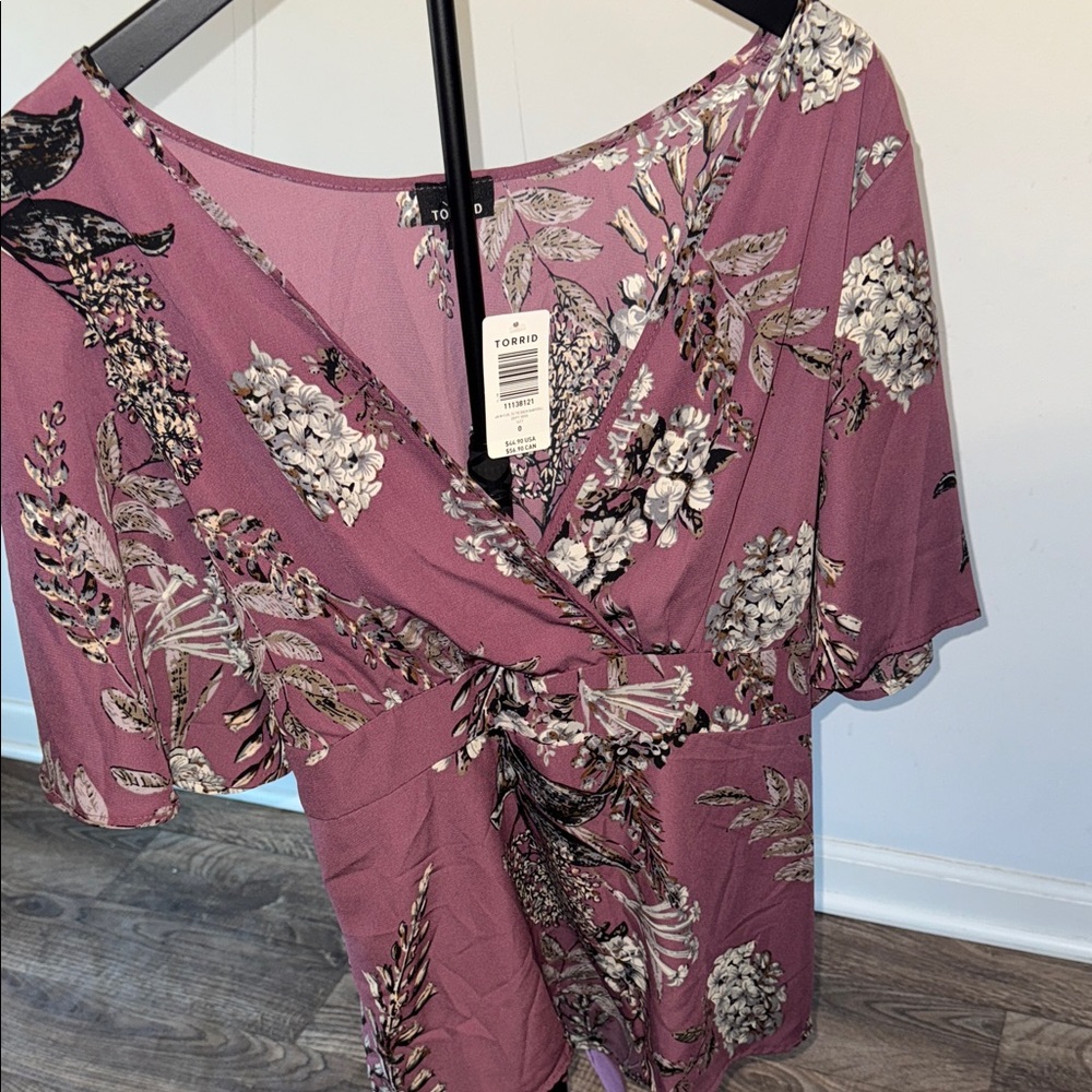 Torrid Women's Mauve Floral Wrap Blouse